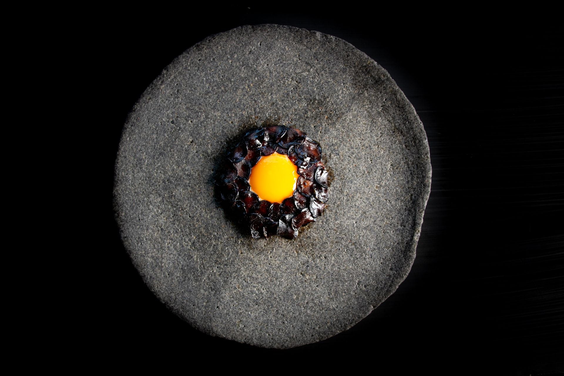 Marsia Taha Gustu huevo balsamico