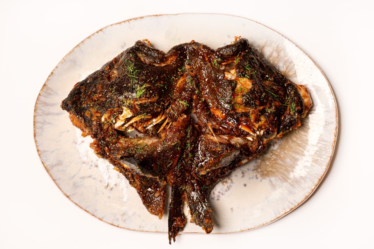 Cabeza de pescado a la diabla