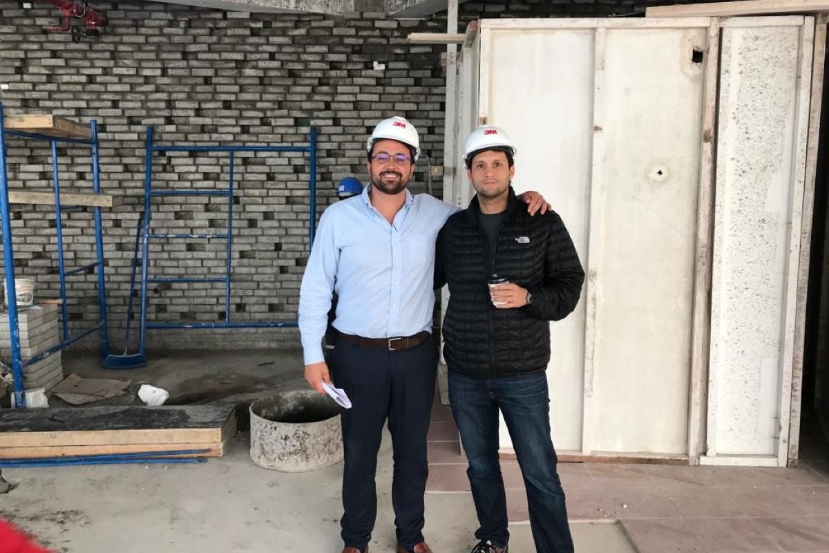 Rodrigo Váldez and Jamie Pesaque