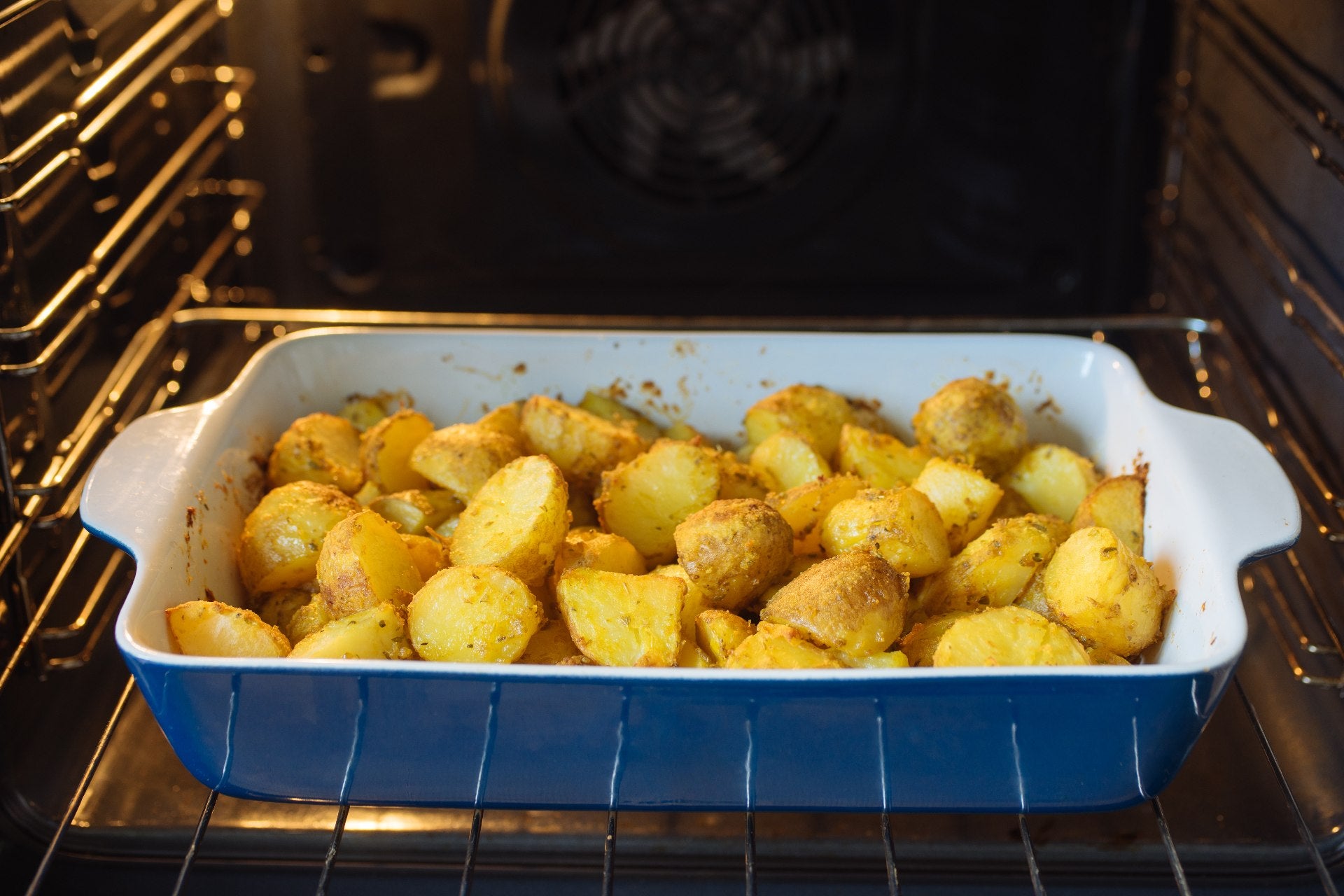 cómo-cocer-patatas-al-horno