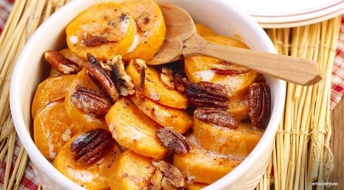 Boniato gratinado con nueces pecanas