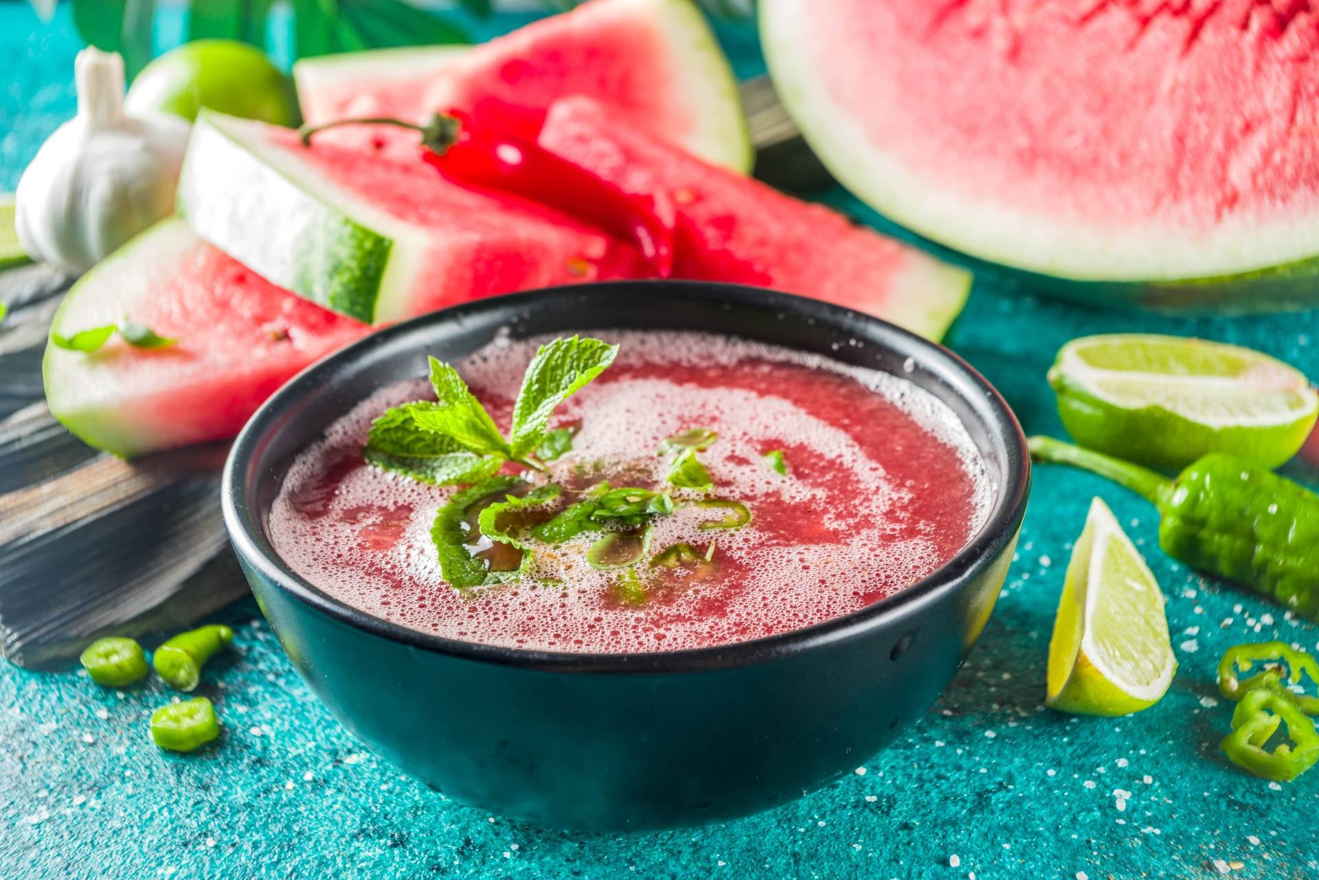 sopas-cremas-frías-gazpacho-de-sandía