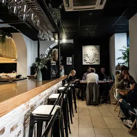 CONTRASTES by Diego Ferreira