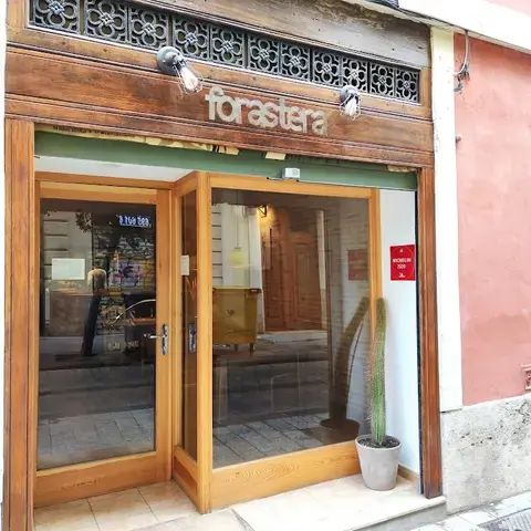 Forastera Forastera