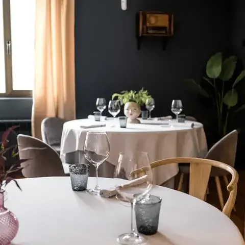 Roble by Jairo Rodríguez