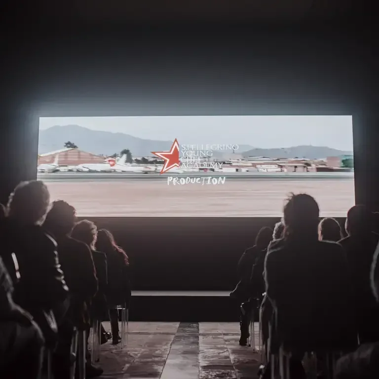 Afuera Hay Mas premiere