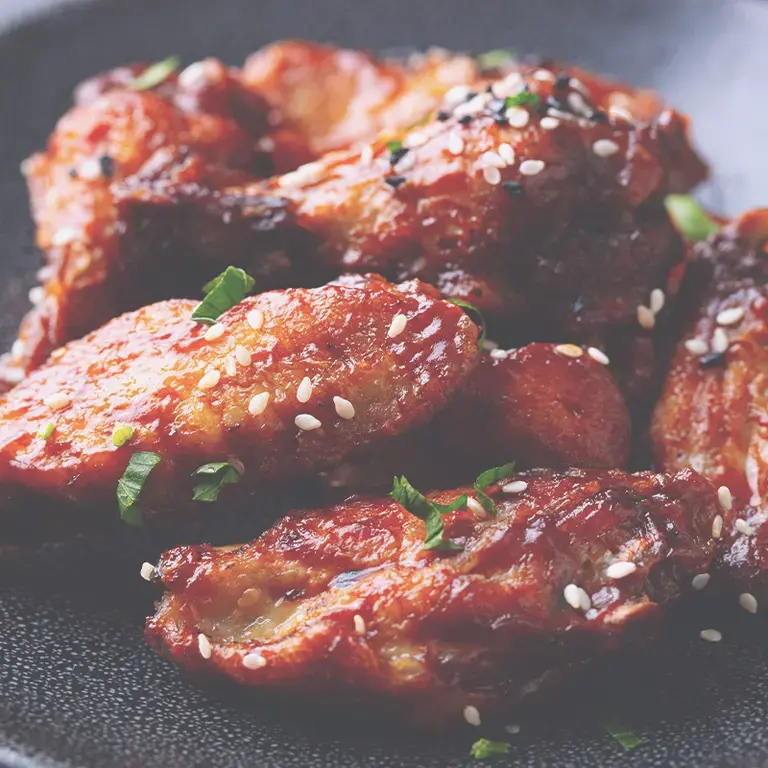 Alitas de pollo con salsa de soja y miel
