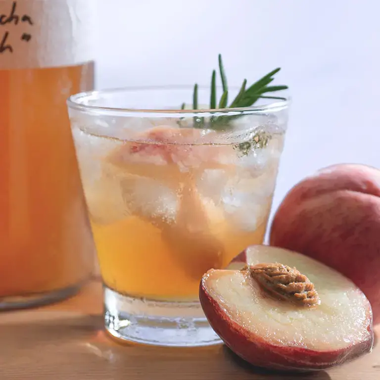 Kombucha de melocotón