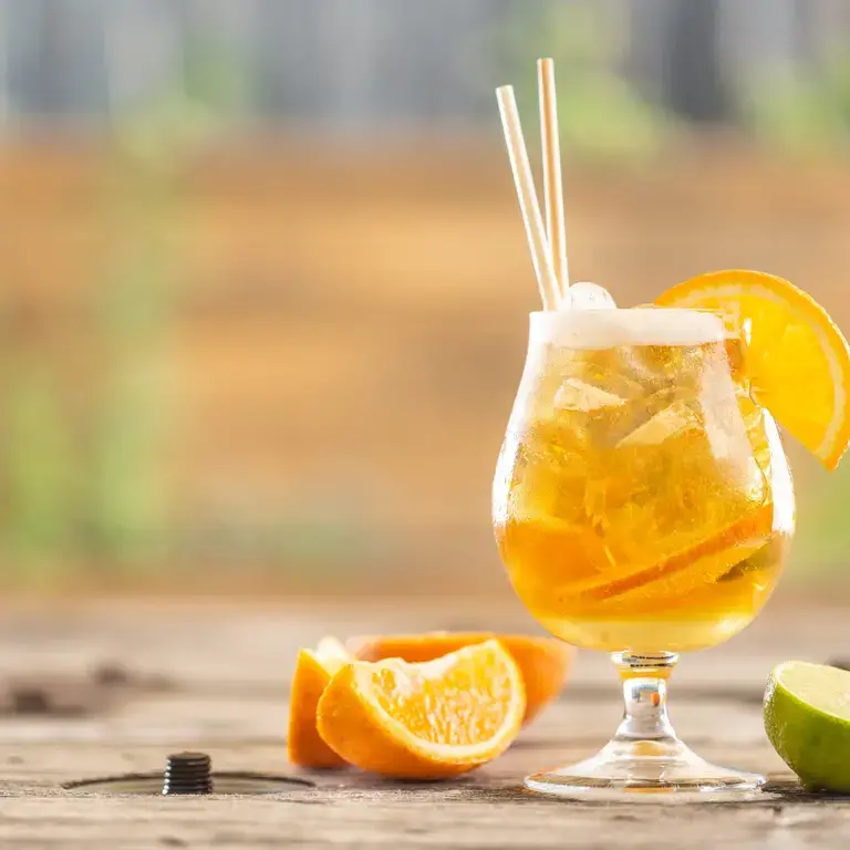 cócteles-con-cerveza-ayudacal