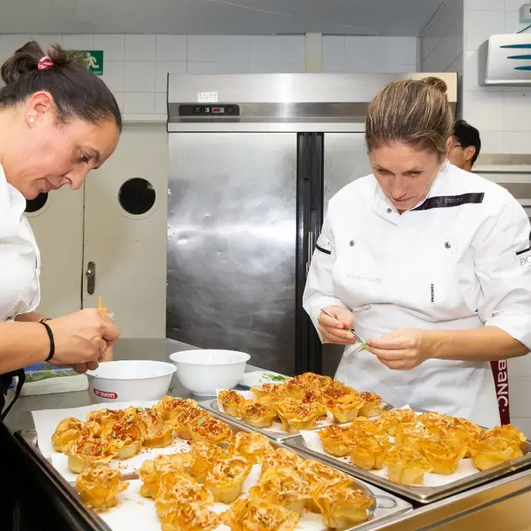 mesa de las estrellas cocina