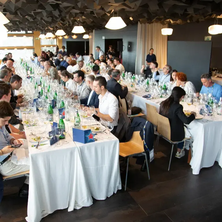 mesa de las estrellas sala