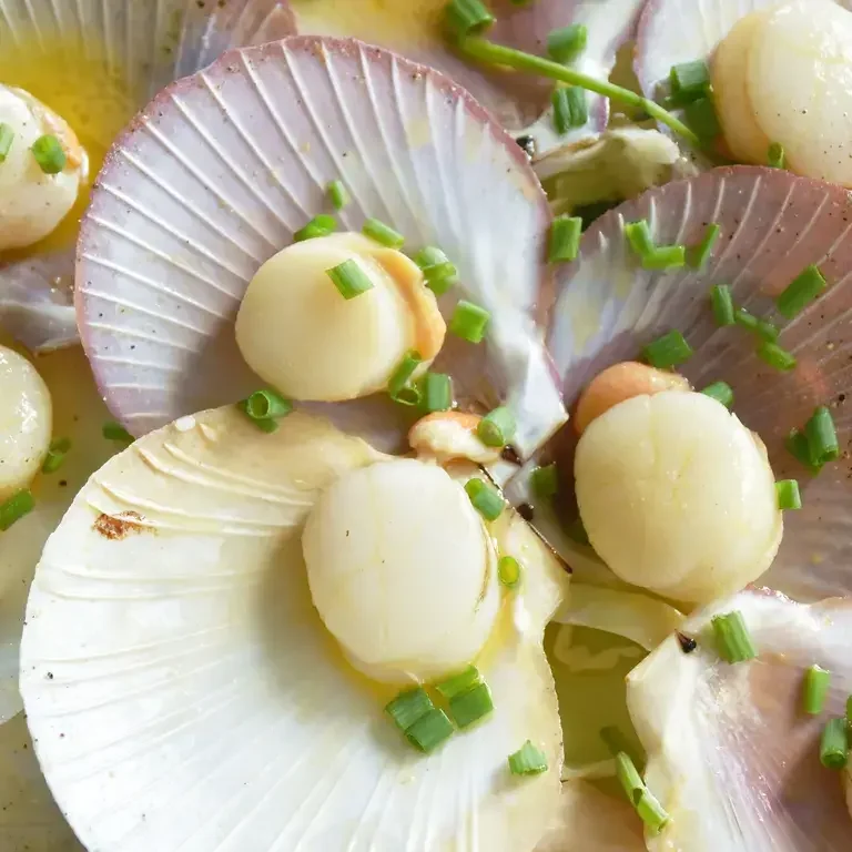 Zamburiñas al horno con ajo y perejil