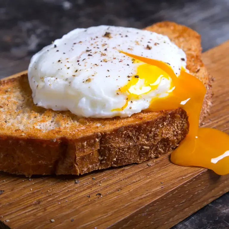 Huevos poché o huevos escalfados - Fine Dining Lovers