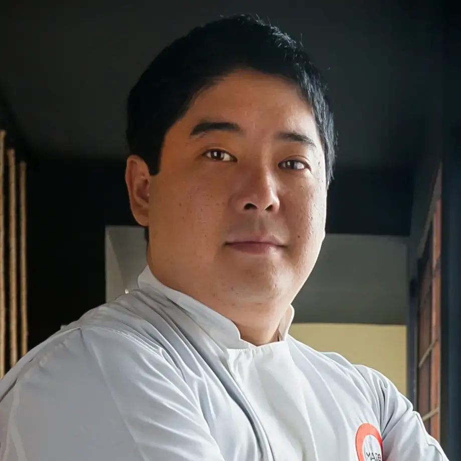 Mitsuharu Tsumura chef