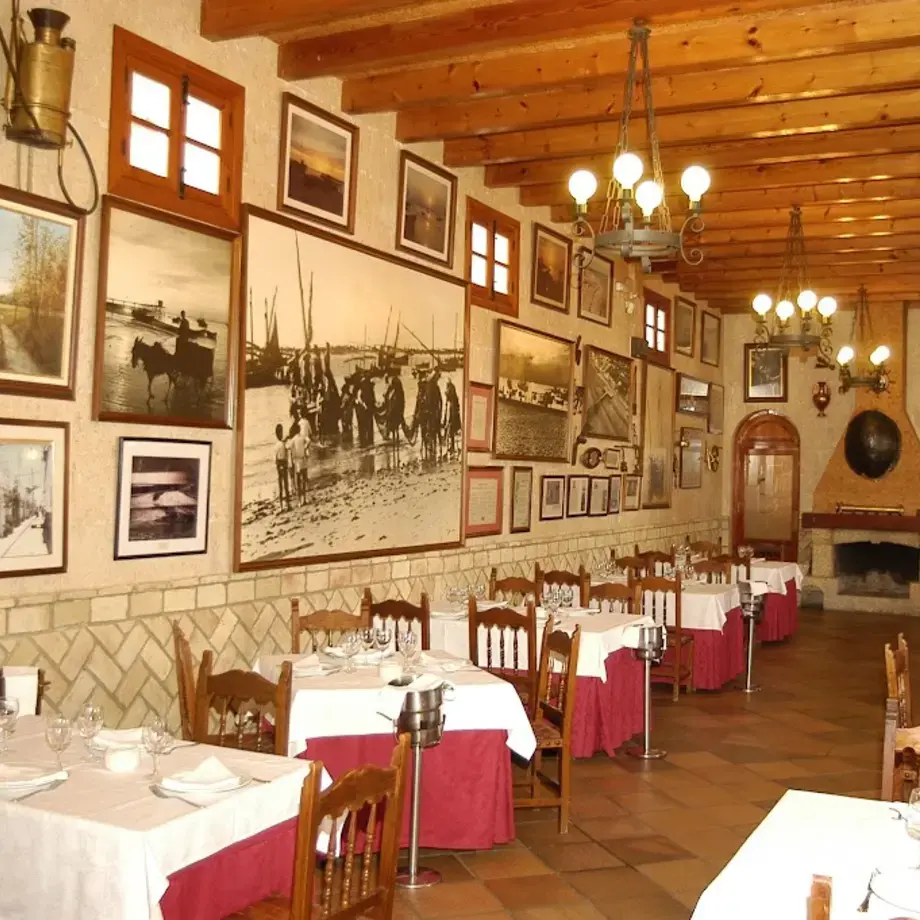 Casa Bigote Casa Bigote