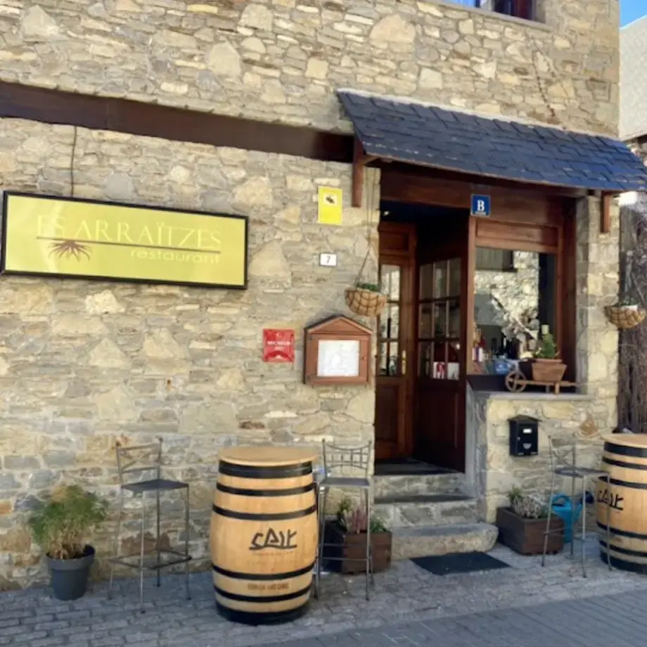 Es Arraïtzes Restaurant