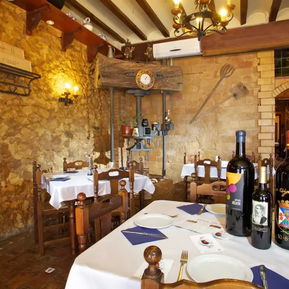 Restaurante La Teja Azul Restaurante La Teja Azul