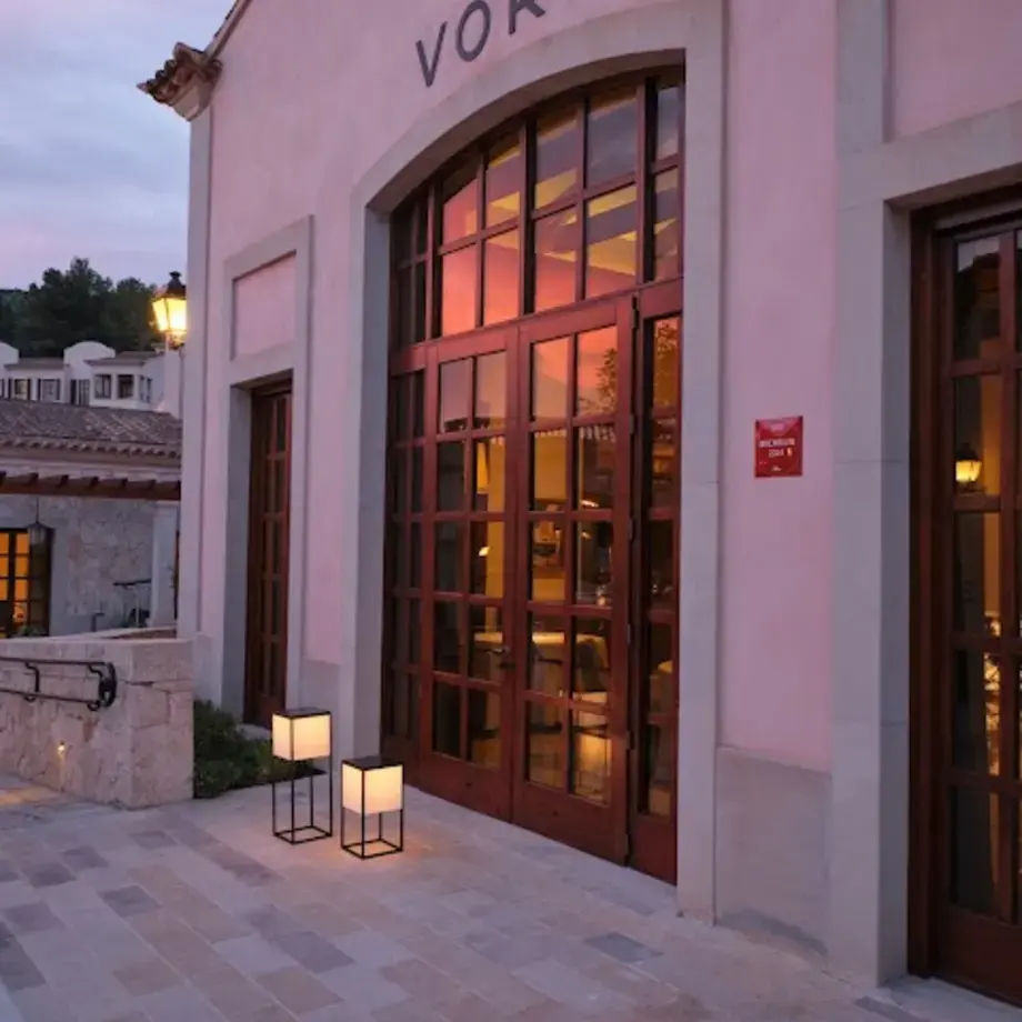 VORO Restaurant VORO Restaurant