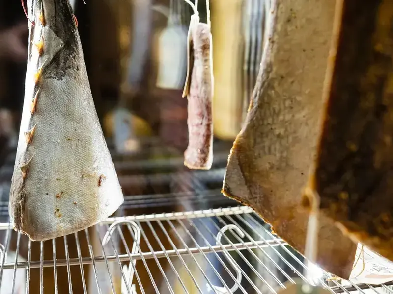 Cómo se madura el pescado en un restaurante italiano de primera
