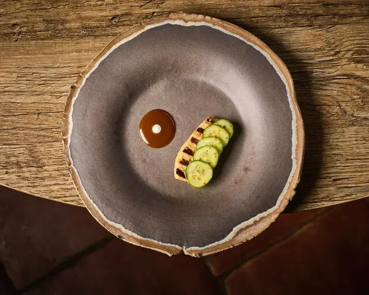 Foie marino, demiglace de caballa y raifort